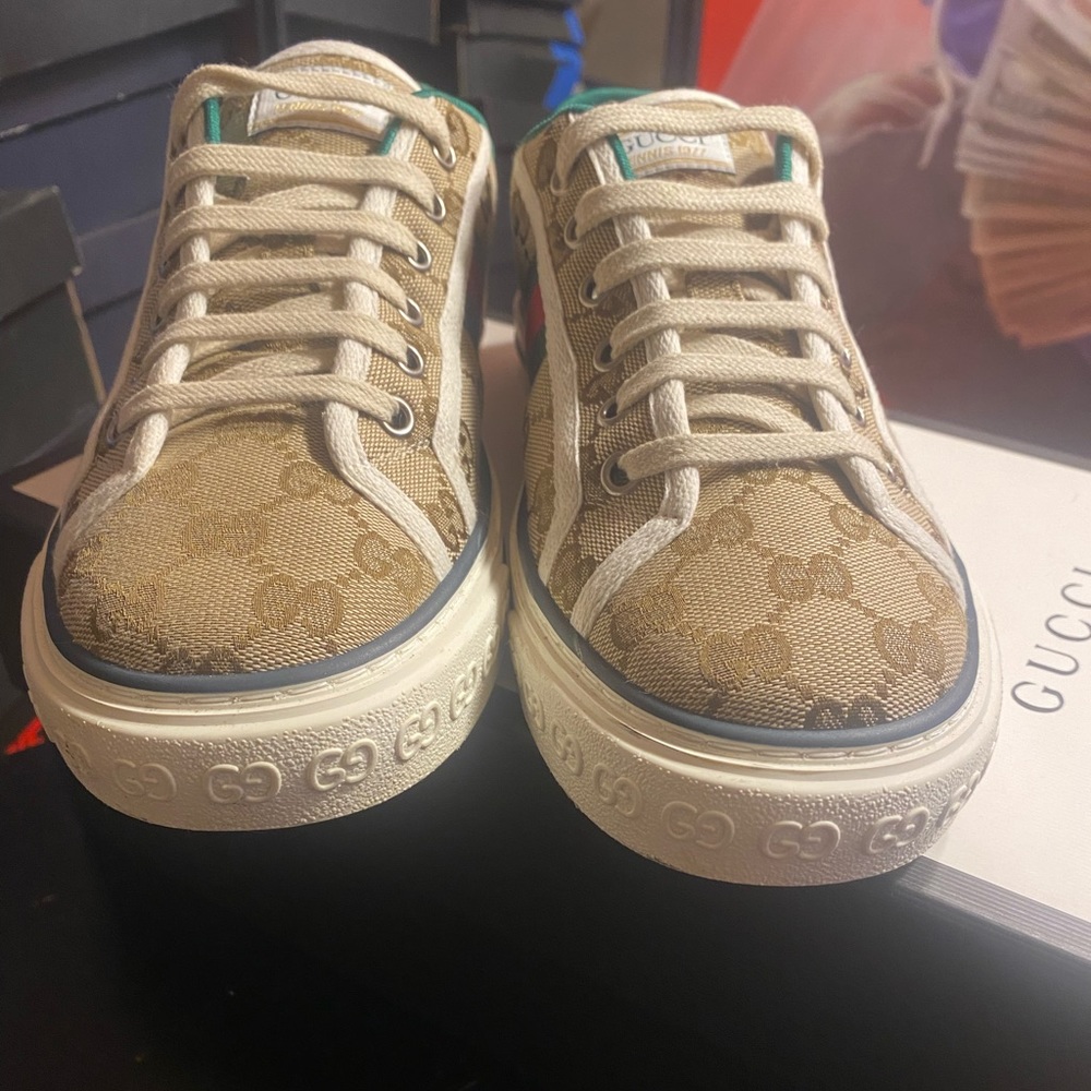 GUCCI SNEAKERS